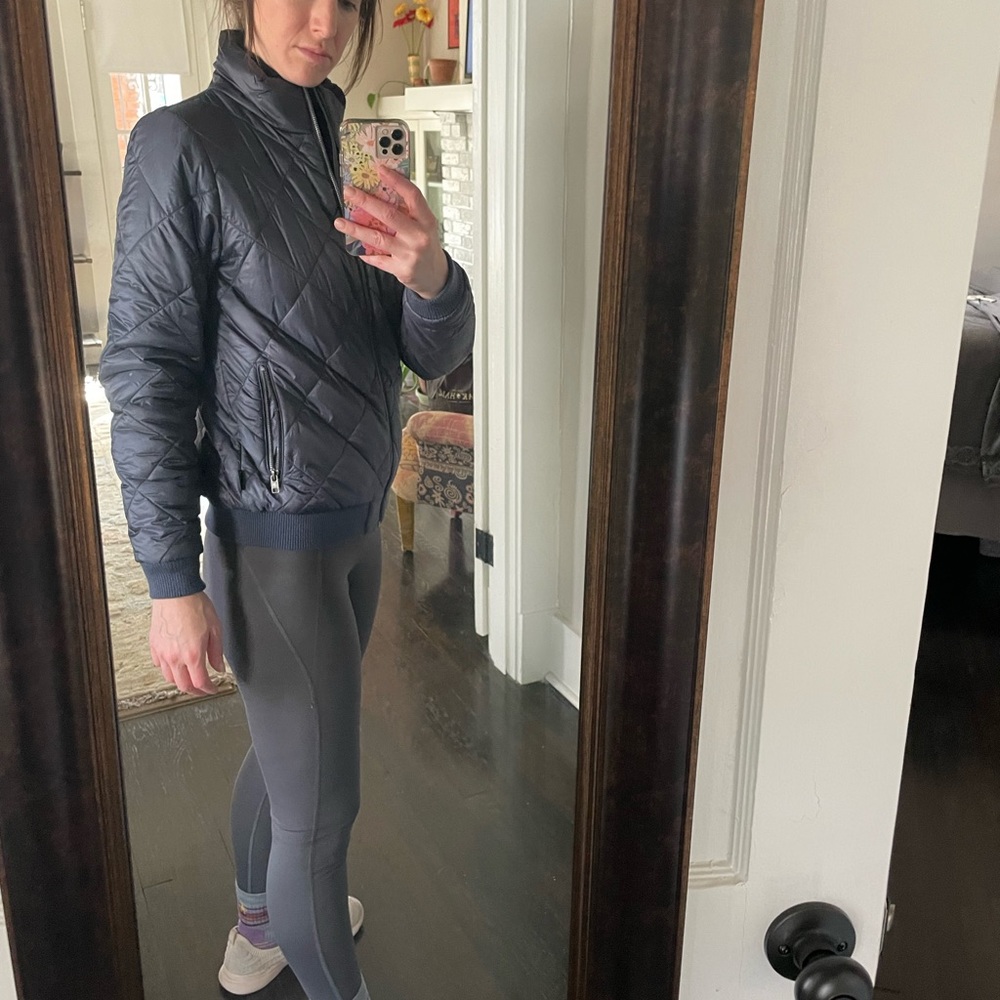 Patagonia prow bomber jacket in navy